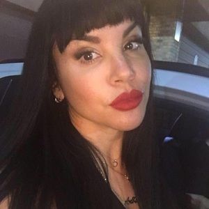 Meet your Posher, Ana